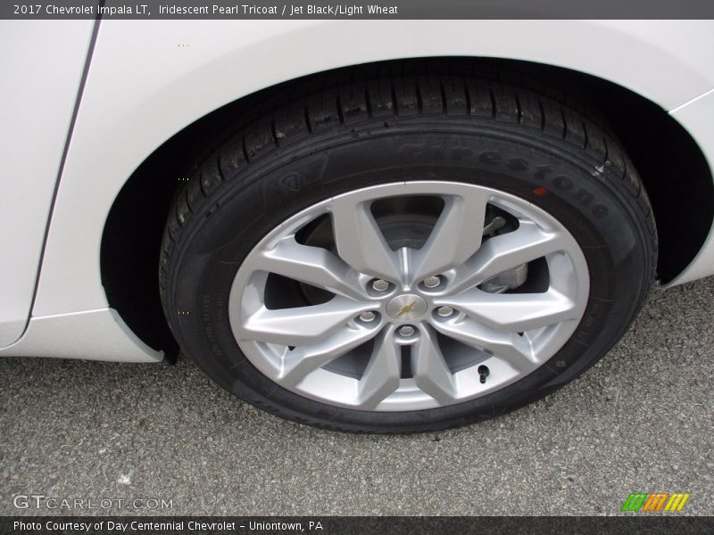 Iridescent Pearl Tricoat / Jet Black/Light Wheat 2017 Chevrolet Impala LT