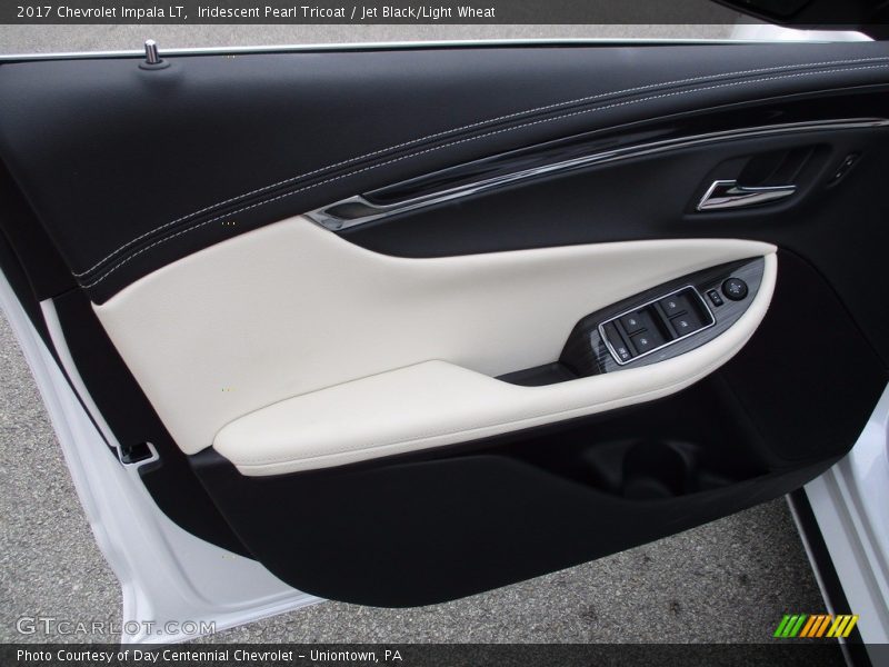 Iridescent Pearl Tricoat / Jet Black/Light Wheat 2017 Chevrolet Impala LT