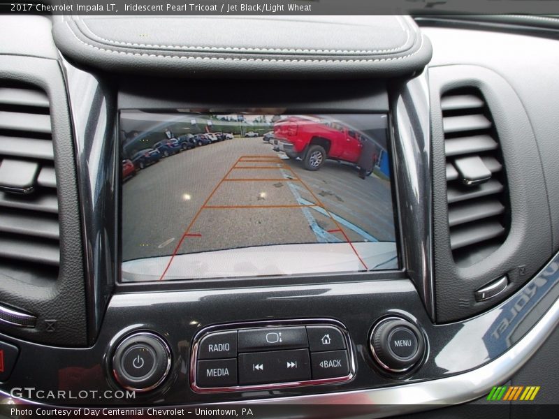 Iridescent Pearl Tricoat / Jet Black/Light Wheat 2017 Chevrolet Impala LT