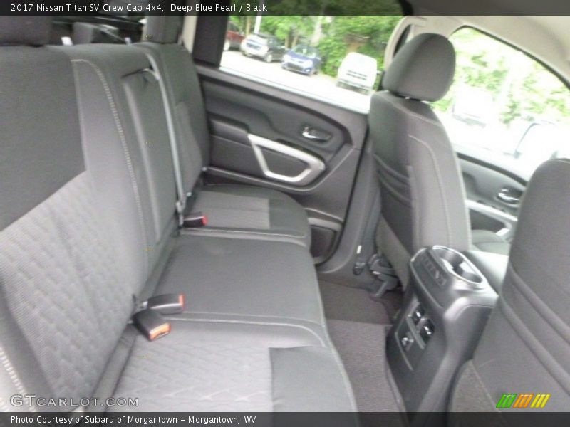 Deep Blue Pearl / Black 2017 Nissan Titan SV Crew Cab 4x4