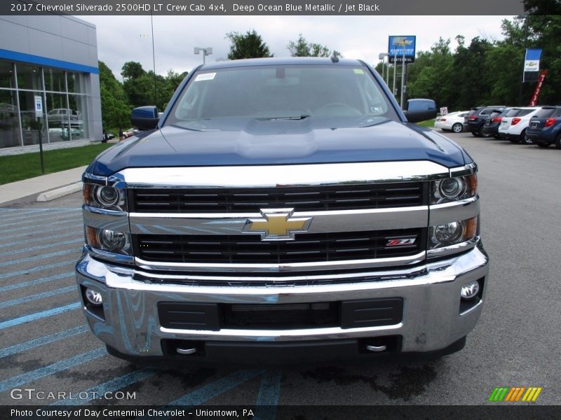 Deep Ocean Blue Metallic / Jet Black 2017 Chevrolet Silverado 2500HD LT Crew Cab 4x4
