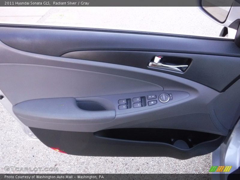 Radiant Silver / Gray 2011 Hyundai Sonata GLS
