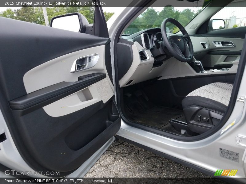 Silver Ice Metallic / Jet Black 2015 Chevrolet Equinox LS
