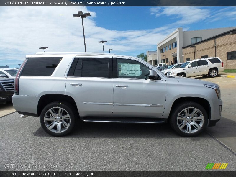 Radiant Silver Metallic / Jet Black 2017 Cadillac Escalade Luxury 4WD