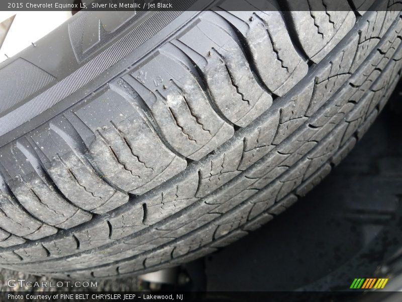 Silver Ice Metallic / Jet Black 2015 Chevrolet Equinox LS