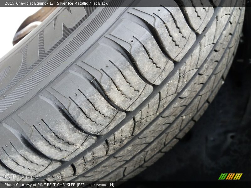 Silver Ice Metallic / Jet Black 2015 Chevrolet Equinox LS