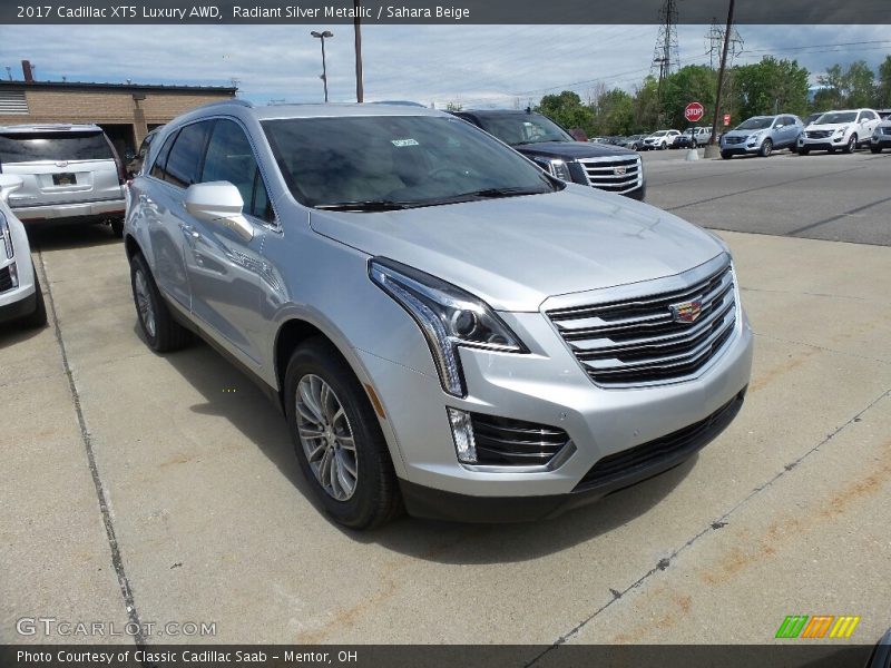 Radiant Silver Metallic / Sahara Beige 2017 Cadillac XT5 Luxury AWD