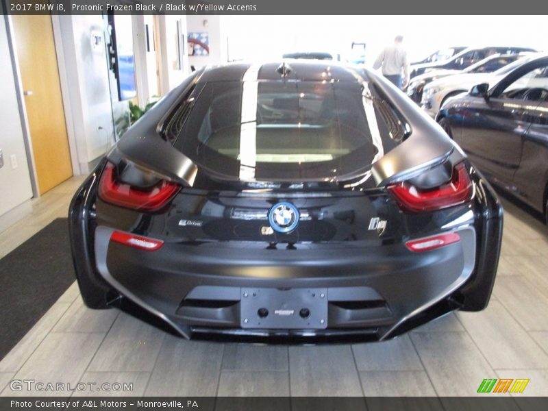 Protonic Frozen Black / Black w/Yellow Accents 2017 BMW i8