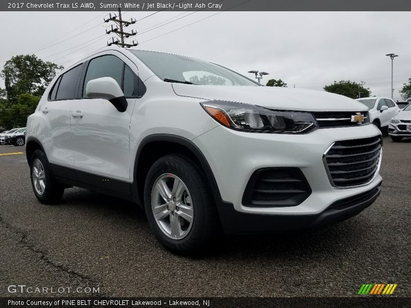 Summit White / Jet Black/­Light Ash Gray 2017 Chevrolet Trax LS AWD