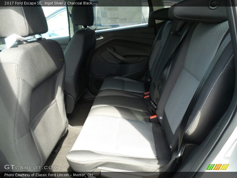 Ingot Silver / Charcoal Black 2017 Ford Escape SE