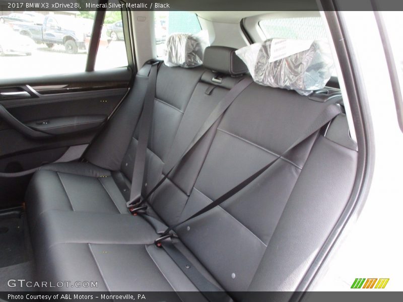 Mineral Silver Metallic / Black 2017 BMW X3 xDrive28i