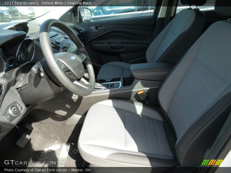 Oxford White / Charcoal Black 2017 Ford Escape S