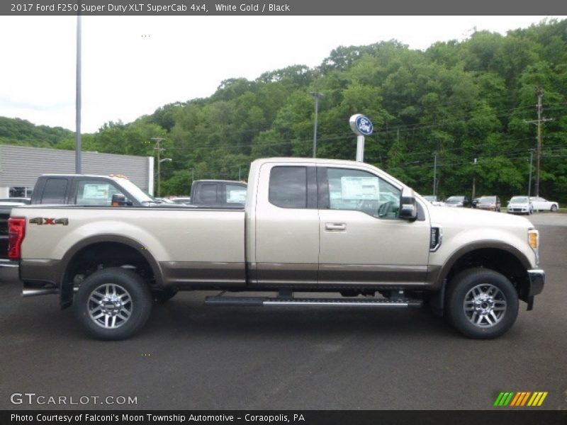 White Gold / Black 2017 Ford F250 Super Duty XLT SuperCab 4x4