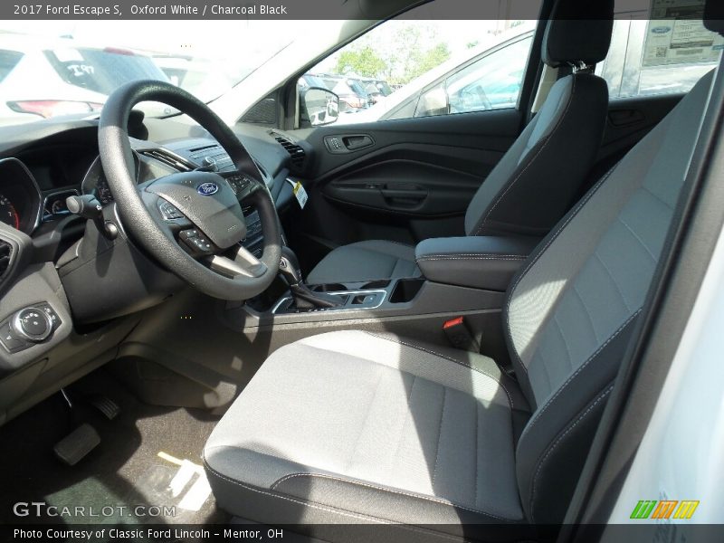Oxford White / Charcoal Black 2017 Ford Escape S