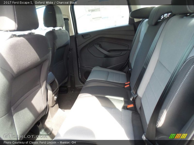 Oxford White / Charcoal Black 2017 Ford Escape S