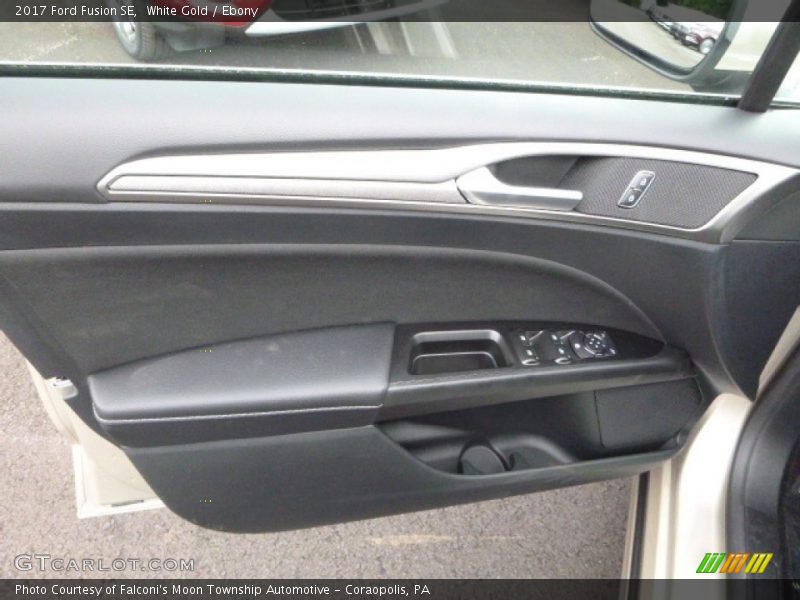 White Gold / Ebony 2017 Ford Fusion SE