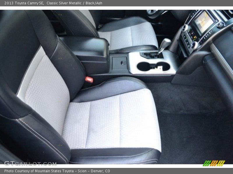 Classic Silver Metallic / Black/Ash 2013 Toyota Camry SE