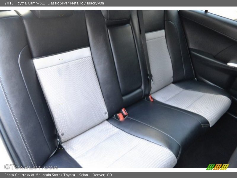 Classic Silver Metallic / Black/Ash 2013 Toyota Camry SE