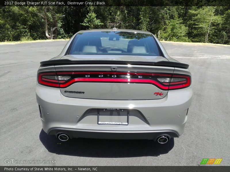 Destroyer Grey / Black 2017 Dodge Charger R/T Scat Pack