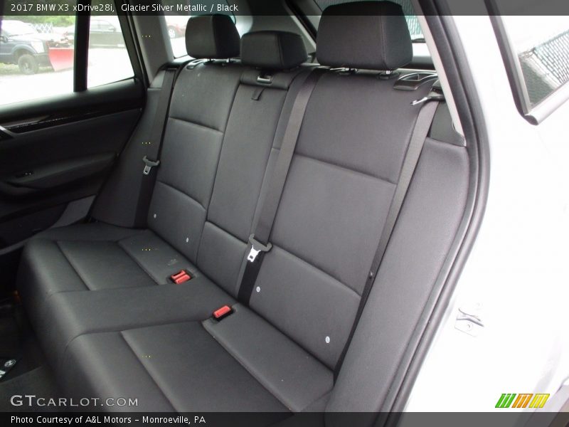 Glacier Silver Metallic / Black 2017 BMW X3 xDrive28i