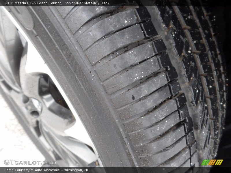 Sonic Silver Metallic / Black 2016 Mazda CX-5 Grand Touring