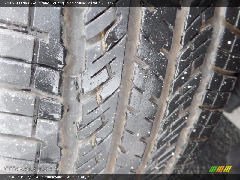 Sonic Silver Metallic / Black 2016 Mazda CX-5 Grand Touring