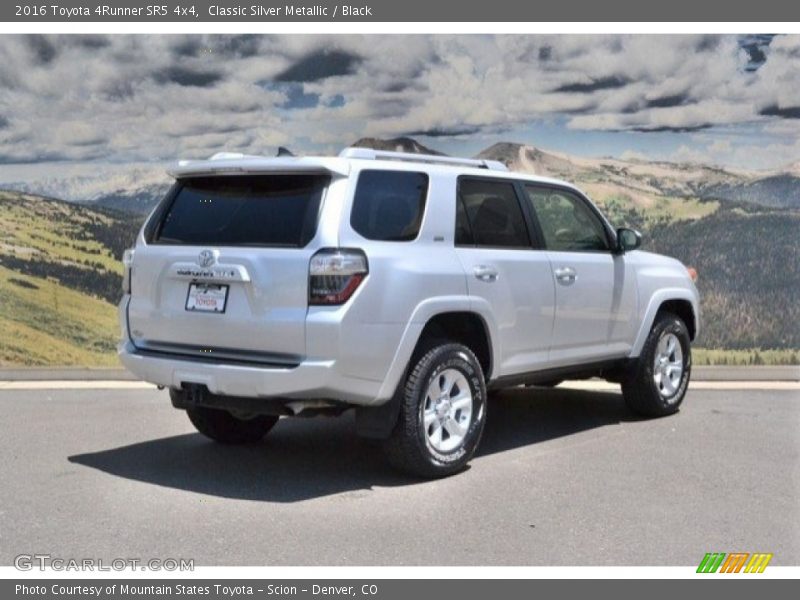 Classic Silver Metallic / Black 2016 Toyota 4Runner SR5 4x4