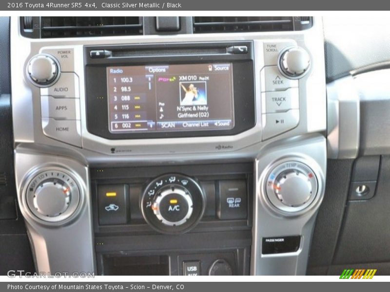 Classic Silver Metallic / Black 2016 Toyota 4Runner SR5 4x4