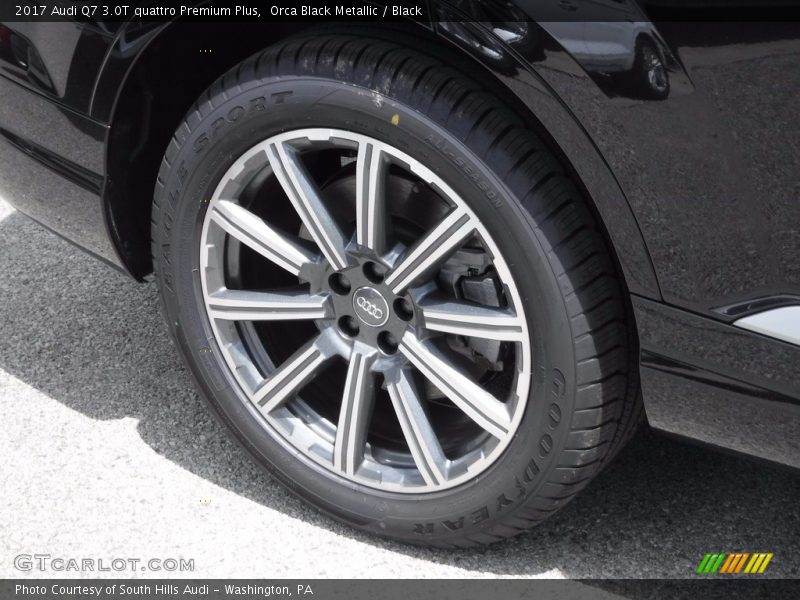 Orca Black Metallic / Black 2017 Audi Q7 3.0T quattro Premium Plus