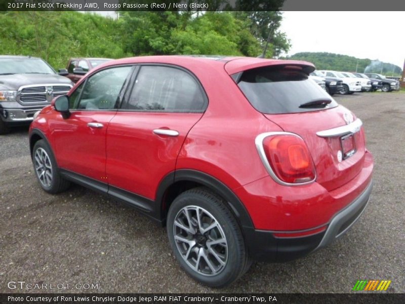 Rosso Passione (Red) / Nero (Black) 2017 Fiat 500X Trekking AWD