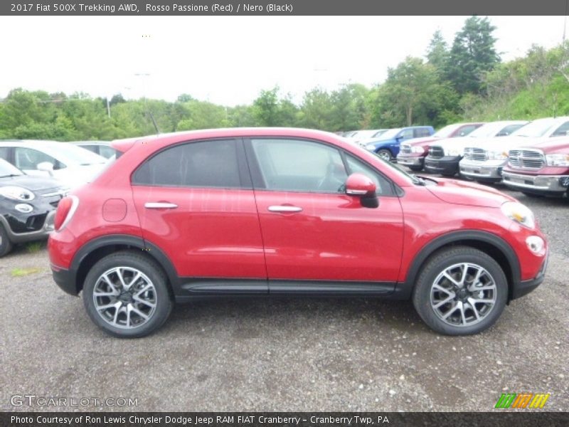 Rosso Passione (Red) / Nero (Black) 2017 Fiat 500X Trekking AWD