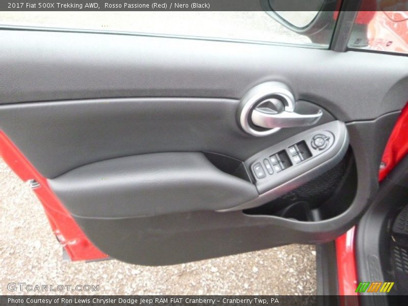 Rosso Passione (Red) / Nero (Black) 2017 Fiat 500X Trekking AWD
