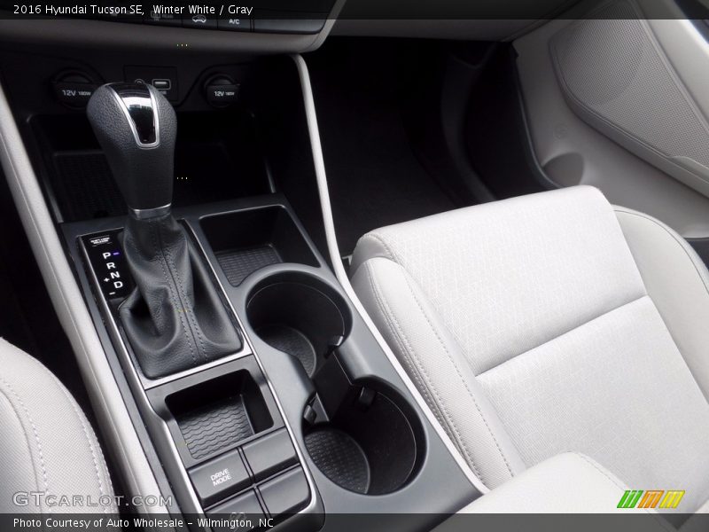 Winter White / Gray 2016 Hyundai Tucson SE