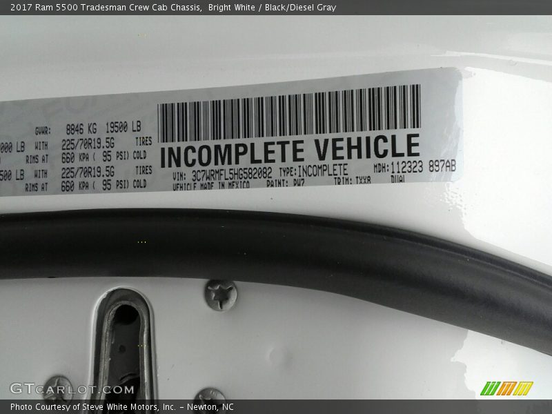 Bright White / Black/Diesel Gray 2017 Ram 5500 Tradesman Crew Cab Chassis