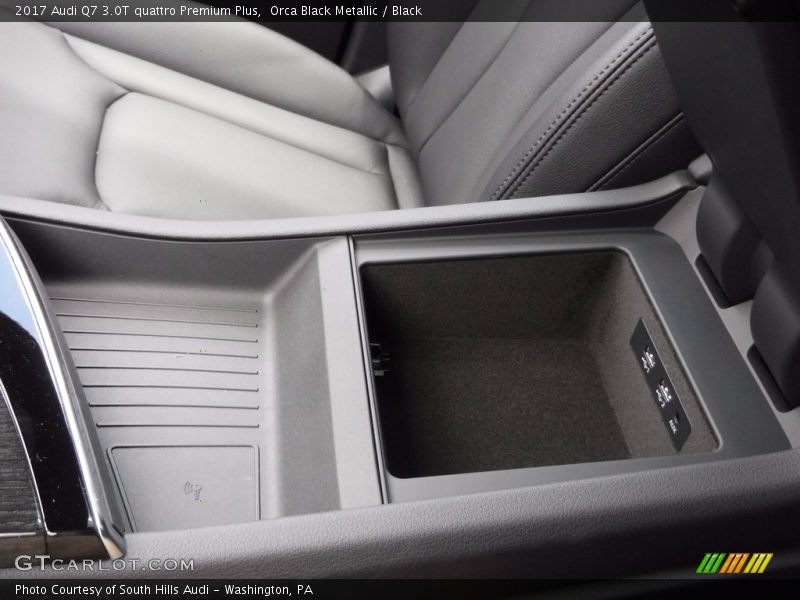 Orca Black Metallic / Black 2017 Audi Q7 3.0T quattro Premium Plus