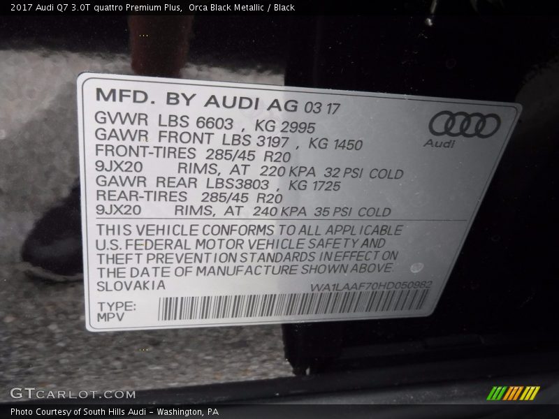 Orca Black Metallic / Black 2017 Audi Q7 3.0T quattro Premium Plus