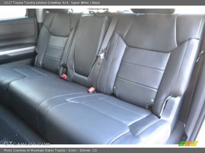 Super White / Black 2017 Toyota Tundra Limited CrewMax 4x4