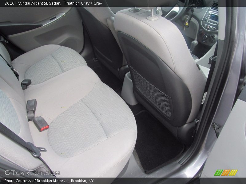 Triathlon Gray / Gray 2016 Hyundai Accent SE Sedan