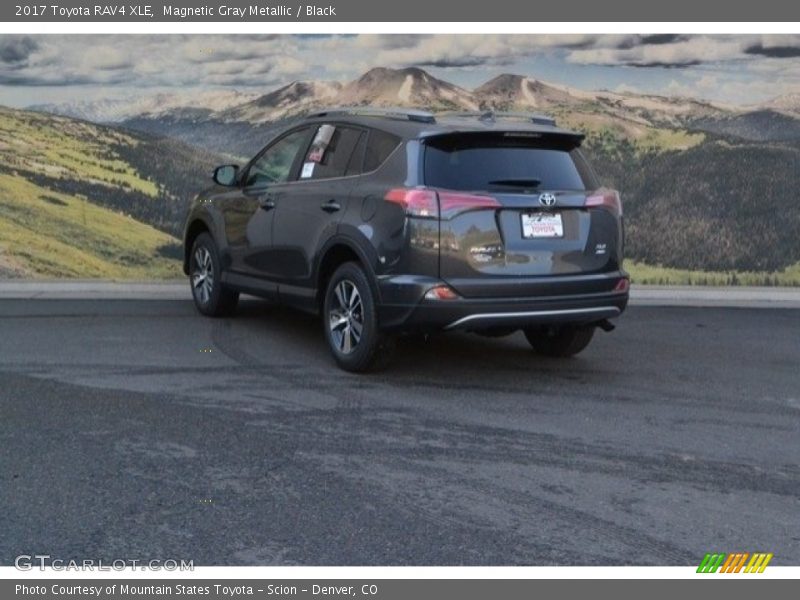 Magnetic Gray Metallic / Black 2017 Toyota RAV4 XLE