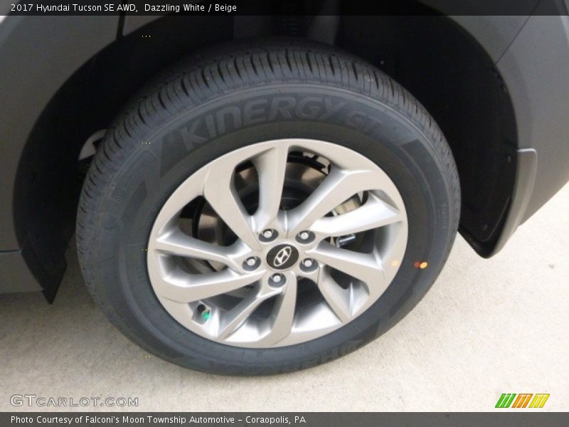 Dazzling White / Beige 2017 Hyundai Tucson SE AWD