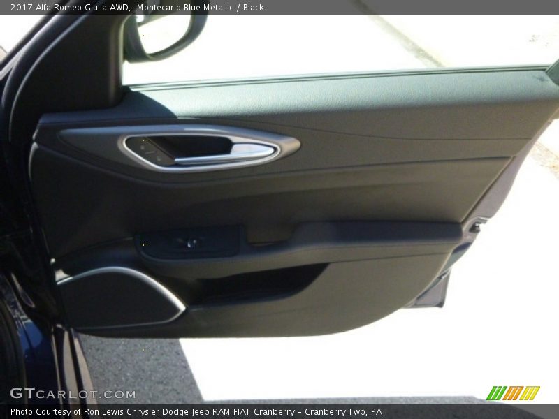 Montecarlo Blue Metallic / Black 2017 Alfa Romeo Giulia AWD