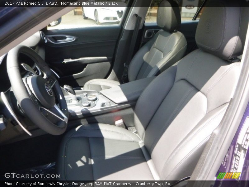 Montecarlo Blue Metallic / Black 2017 Alfa Romeo Giulia AWD
