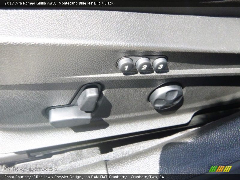 Montecarlo Blue Metallic / Black 2017 Alfa Romeo Giulia AWD