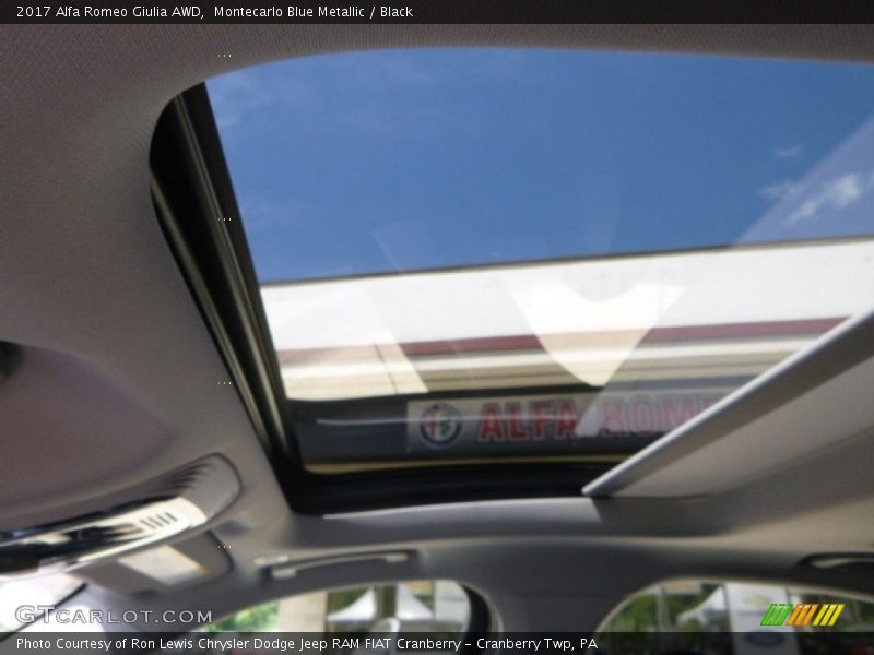 Montecarlo Blue Metallic / Black 2017 Alfa Romeo Giulia AWD