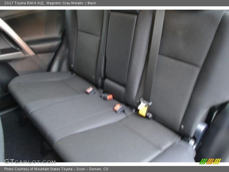 Magnetic Gray Metallic / Black 2017 Toyota RAV4 XLE