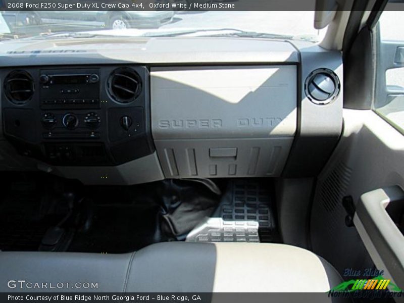 Oxford White / Medium Stone 2008 Ford F250 Super Duty XL Crew Cab 4x4