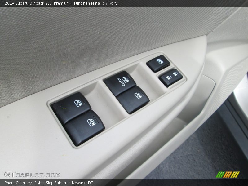 Tungsten Metallic / Ivory 2014 Subaru Outback 2.5i Premium