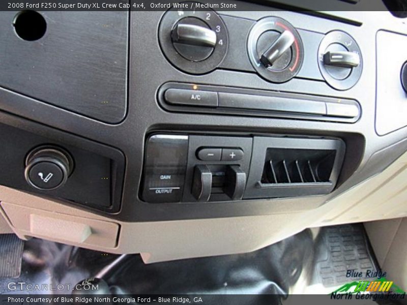 Oxford White / Medium Stone 2008 Ford F250 Super Duty XL Crew Cab 4x4