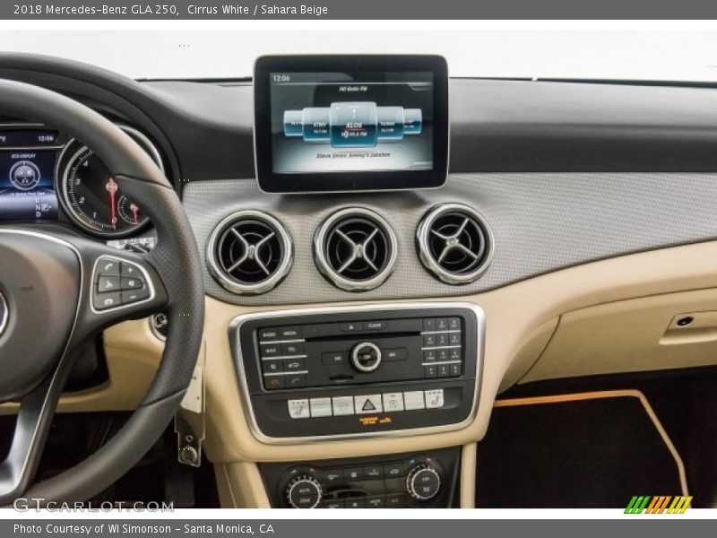 Cirrus White / Sahara Beige 2018 Mercedes-Benz GLA 250