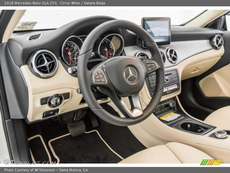 Cirrus White / Sahara Beige 2018 Mercedes-Benz GLA 250